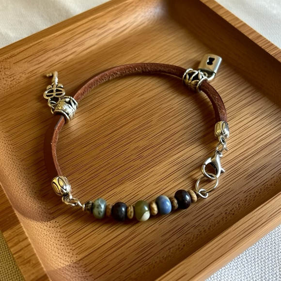 Handmade Jewelry - Artisan Jasper Gemstone & Leather Bracelet Silver Key Lock Charm Handmade